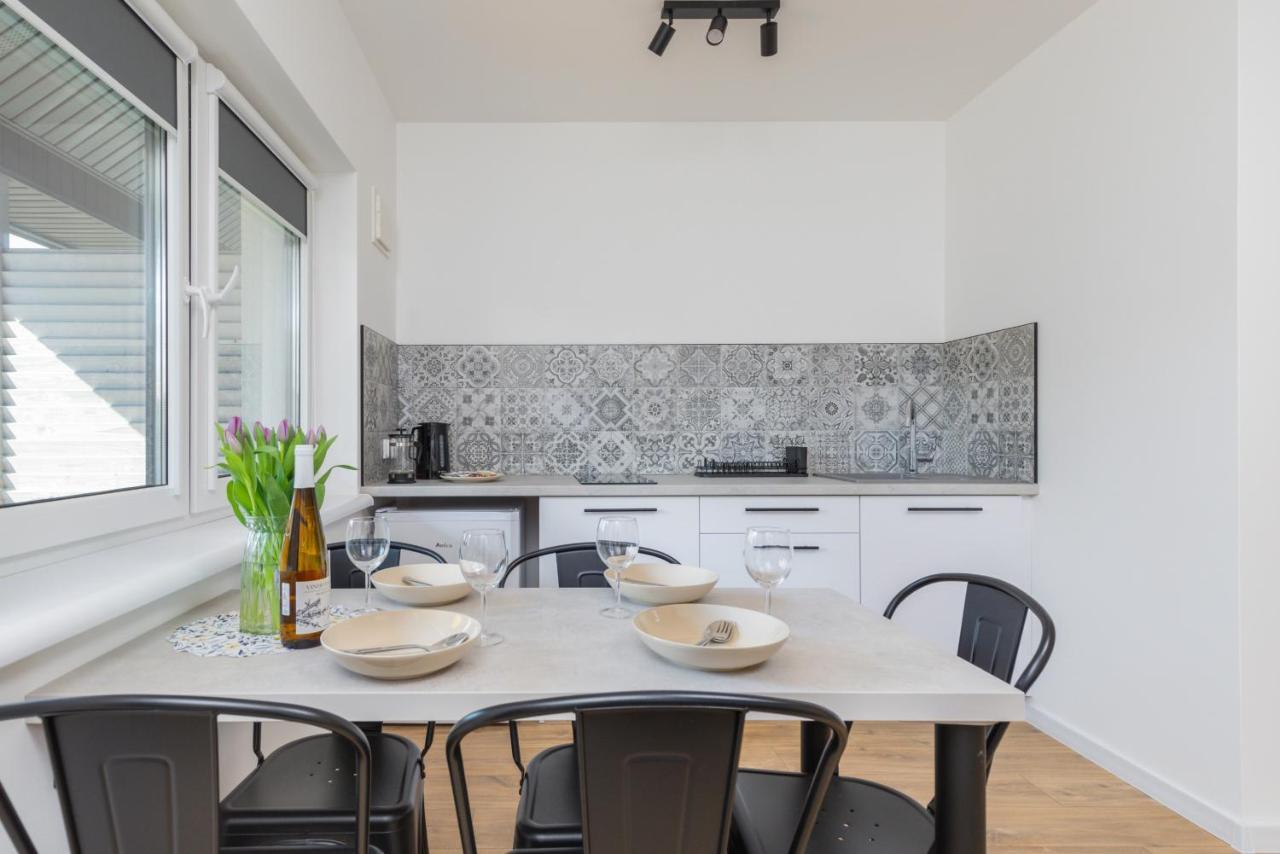 Seaside Escape Pet Friendly Apartments Mielenko By Noclegi Renters Exterior foto